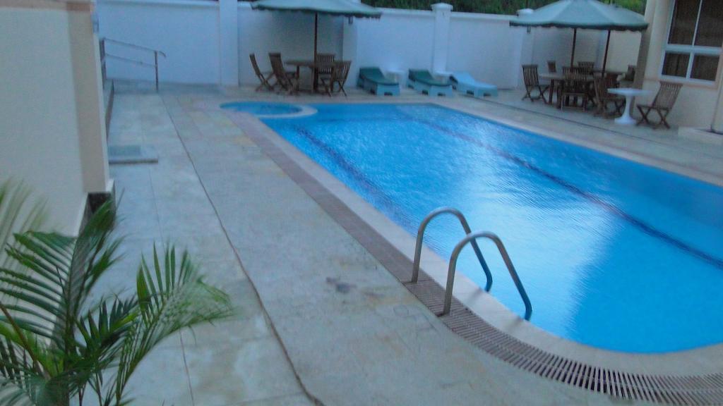 Pavilion Holiday Resort Bamburi Dış mekan fotoğraf